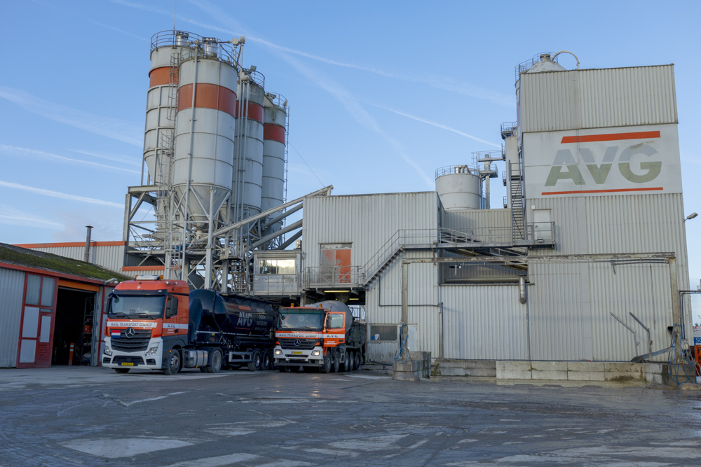 Contact_Transport_Betonmortel_Afvalcontainers_Zand_Grind